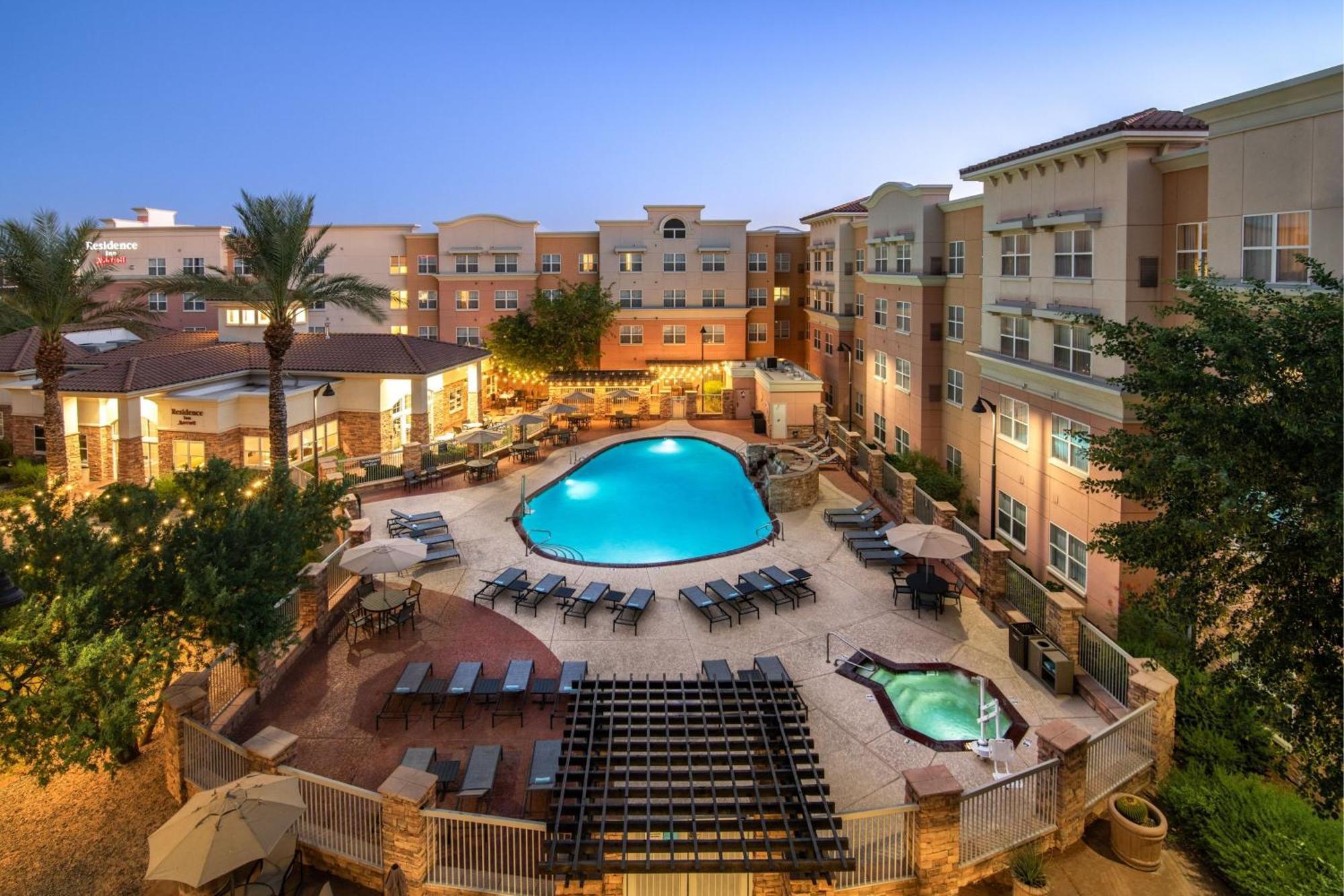 Springhill Suites Phoenix Glendale Sports & Entertainment District Exteriör bild